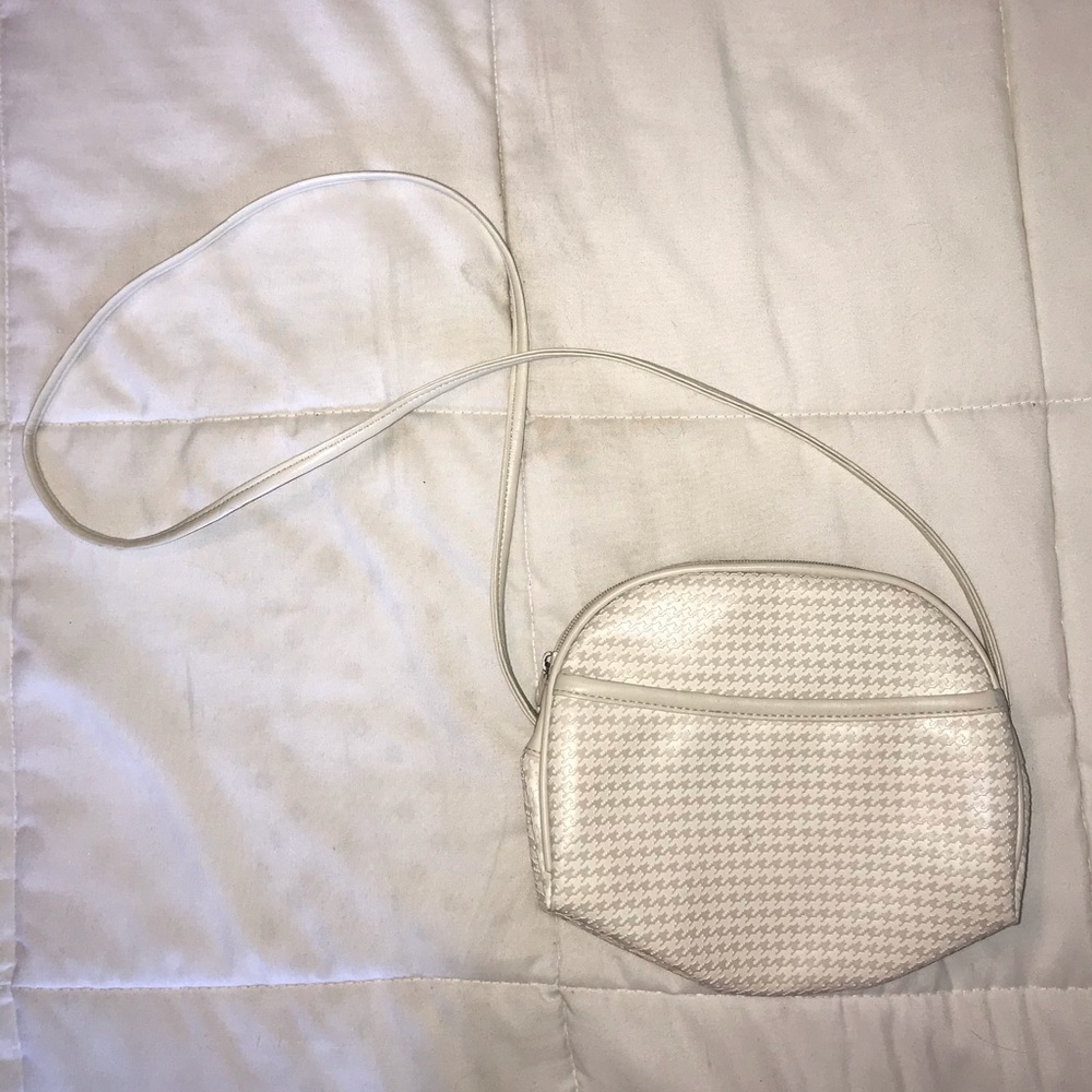 Cream TEN shoulder purse